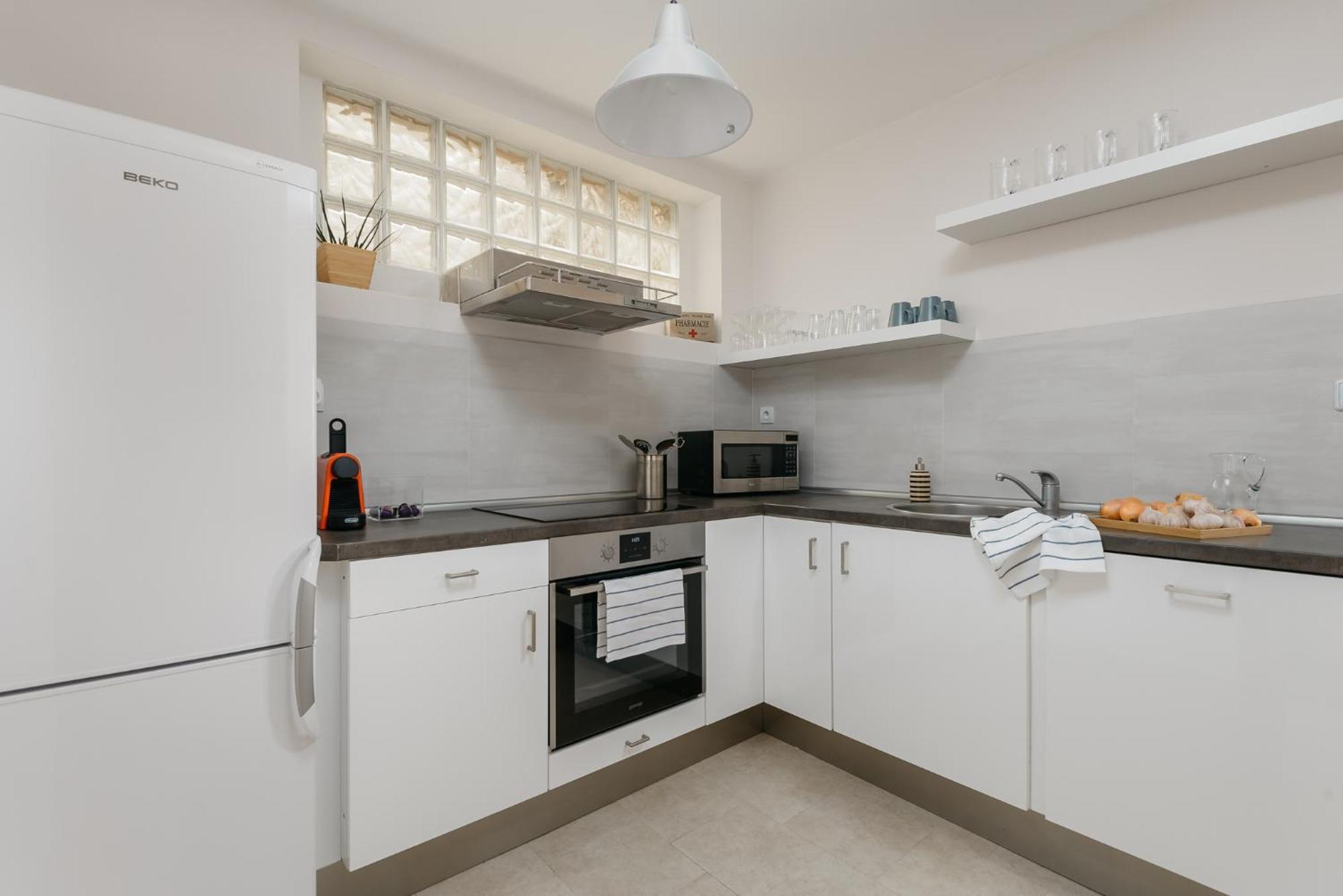 Roy 2 Bdr Apartment With Prague Castle View, Parking & Ac Luaran gambar